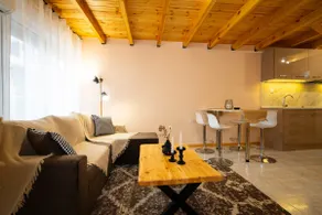 A F small maisonette - Image 2