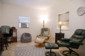 King Bed + Fire Pit | Near Magnolia & Baylor - Image 5