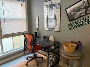 My Charming Midtown Nest - Image 3