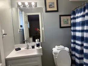 My Charming Midtown Nest - Image 5