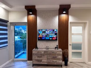 Modern Luxury 1BR Condo in Kingston - Image 3