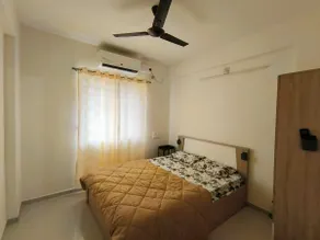 Luxury AC Apartment With Scenic View (Only Family) - Image 5