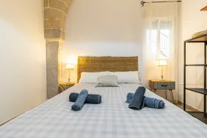 Charming Apartment - Image 4