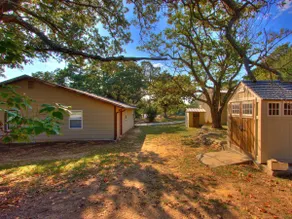 nice quiet and comfortable place for families - Image 2
