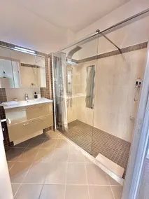Seaview Apartment - 10' walk from the beach - Image 3