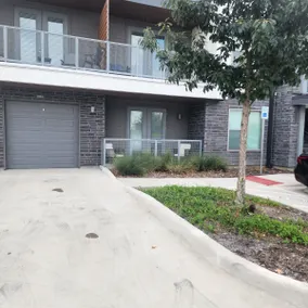LUX-Longhorn Suite w/Garage + opt car rental - Image 5