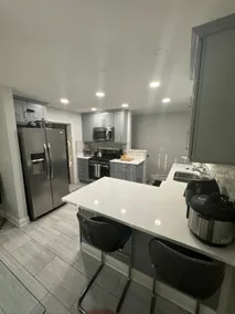 Quiet Suburban Westchester Home - Image 2
