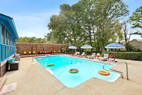 Resort-Style Living-Heated Pool & Theater & Fenced - Image 4
