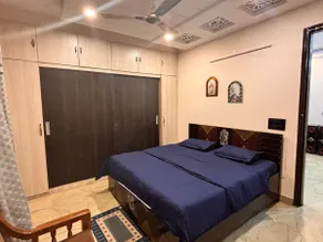Next Level Comfortable Stay Tilak Nagar. LIFT+PKG - Image 4