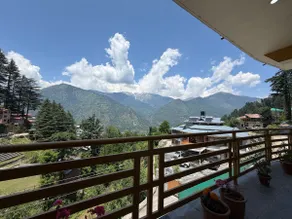 Snow Home stay - Image 2