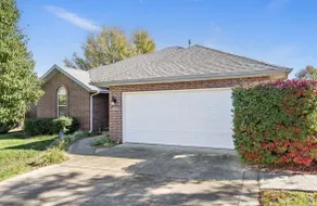 Pet Friendly |Charming 3BR/2BA Home in Springfield - Image 3