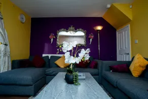 Entire Home 1 min walk-LFC free car park,LIVERPOOL - Image 3