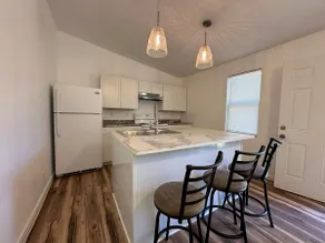 Charming 3 Bedroom Home - Image 5