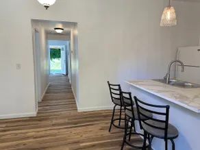 Charming 3 Bedroom Home - Image 4