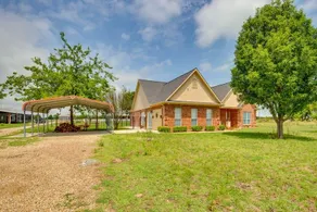 Retreat w/ Patio & Fireplace - Image 2