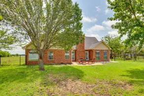 Retreat w/ Patio & Fireplace - Image 3