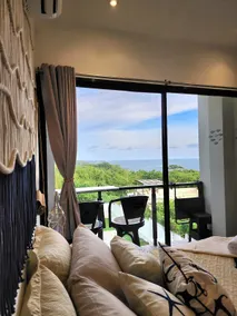 Cozy Studio in El Sunzal • Balcony with Ocean View - Image 5