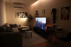 Distinctive apartment, in Al Hamra district. - Image 5