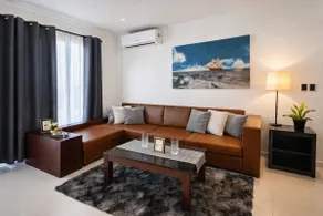 Modern Penthouse with Rooftop Oasis & Gated Parking - 3 - Image 4