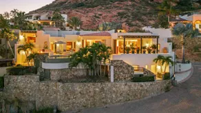 Casa Bella - 2nd row Gorgeous villa w/Ocean Views - Image 3