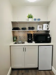 Private, Comfy & Secure Suite - Image 5