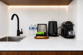 JIJI Suites • Stylish suite with Netflix • Sénart - Image 5