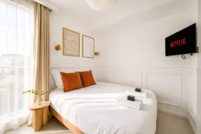 JIJI Suites • Suite Élégance • Sénart-en-Bieuvre - Image 3
