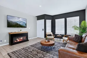 Hot tub | Large back yard | Dog friendly, NO FEE! - Image 2