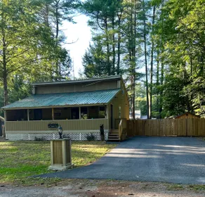 ADK Sande Nook w/ River Access - Image 2