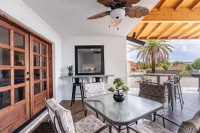 Cozy cottage in the desert - Image 2