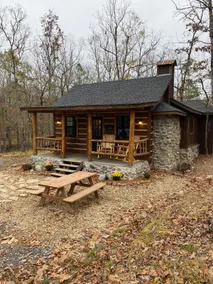 “Big Buck Cabin” near Talimena Scenic Drive/Mena - Image 4
