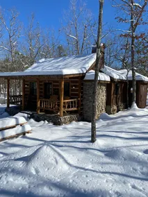 “Big Buck Cabin” near Talimena Scenic Drive/Mena - Image 5