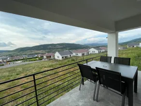 Rolling Hills Holiday Haven - Image 3