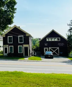 Convenient Vermont Getaway - Image 2