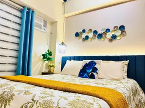 Luxe 2BR Suite | Videoke | Netflix | 300 Mbps - Image 2