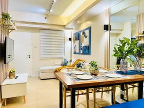 Luxe 2BR Suite | Videoke | Netflix | 300 Mbps - Image 3