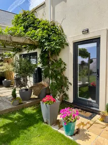 The Garden Room - Image 5