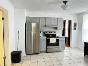BE Refreshed - Sleeps 6 near WYNN & Utica College - Image 5