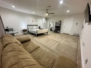 ZenDen-close to CHS and airport - Image 3