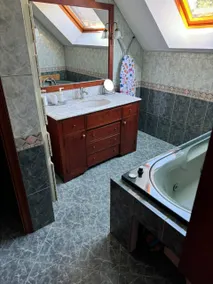 Spacious and comfortable home. - Image 5