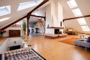 Urban Architect Loft • Terrace & Courtyard - Image 2