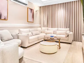 TA • Modern 3BR • Private Parking - Image 3