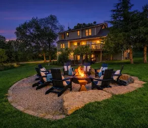 Luxury Stay- Sauna, Hot Tub, Fire Pit, Arcade! - Image 2