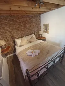 Tiernan's Luxury Accommodation - Image 4