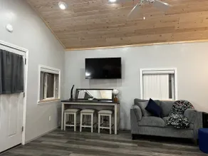 Bear Creek Cottage - Image 3