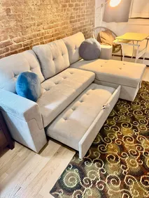 Stylish Brick Loft | Easy FIFA Stadium Access - Image 5