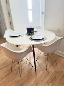 Stylish Brick Loft | Easy FIFA Stadium Access - Image 3