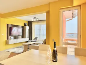 SeaSky SmartHome-Penthouse with private Parking - Image 3