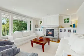 Waterfront Home Nearby Island Paradise - Image 3