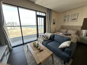 Cozy studio With Balcony and sea view - Image 2